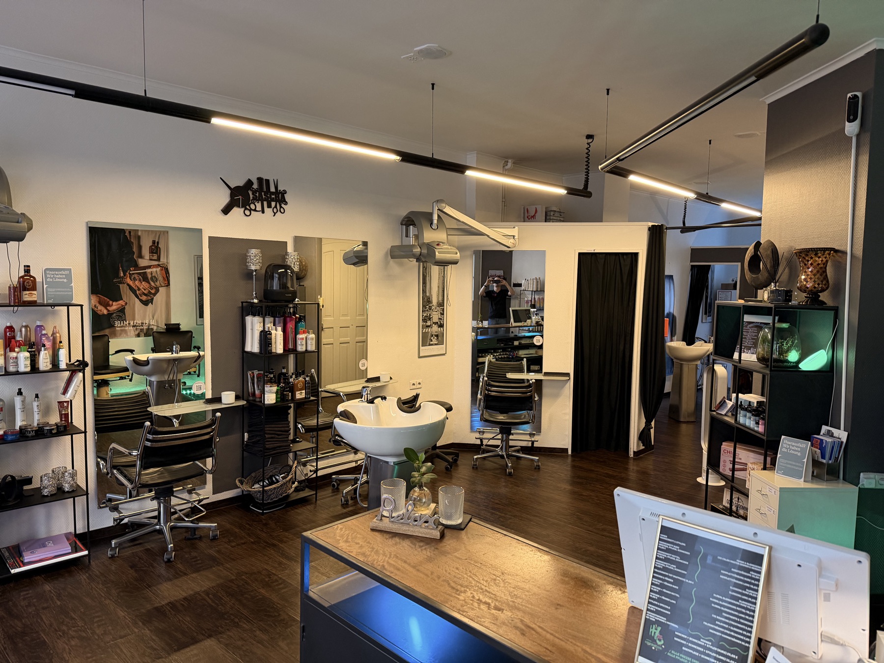 Innenansicht von HAIR and STYLE Mannheim